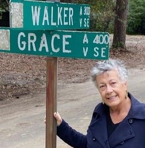 Meet your Posher, Leigh